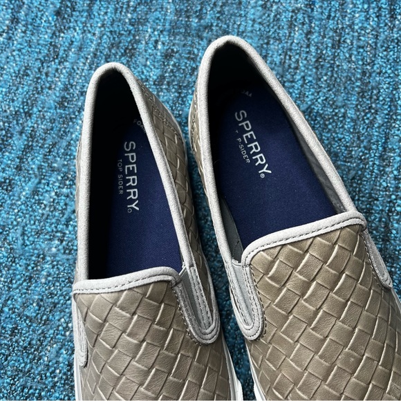 Sperry Seaside Emboss Weave Slip On Leather Shoes - Picture 4 of 9